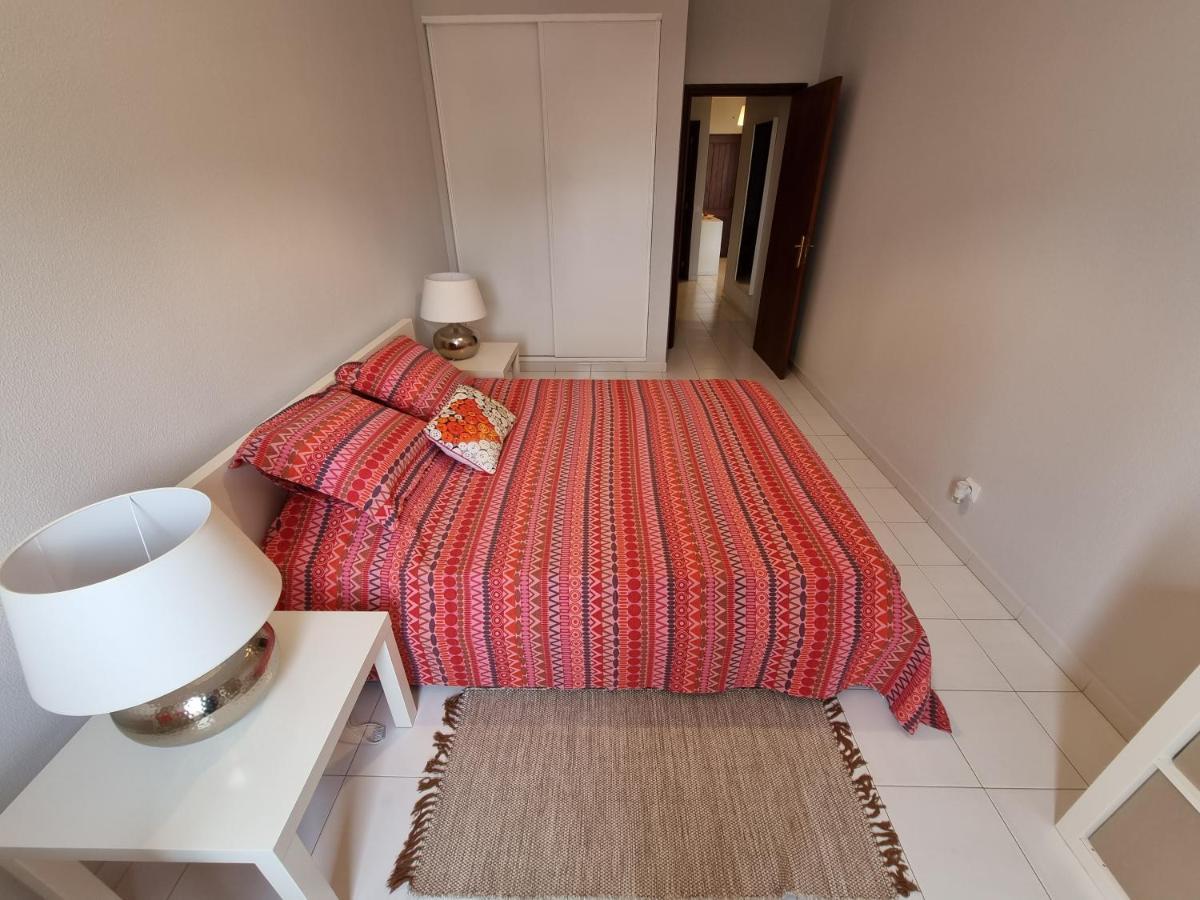 Apartamento Encantador Com Piscina Aquecida Portimão Exterior photo