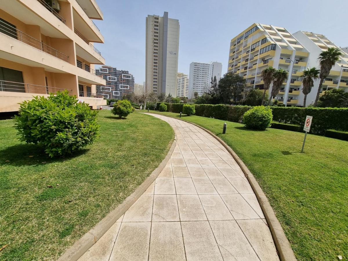 Apartamento Encantador Com Piscina Aquecida Portimão Exterior photo